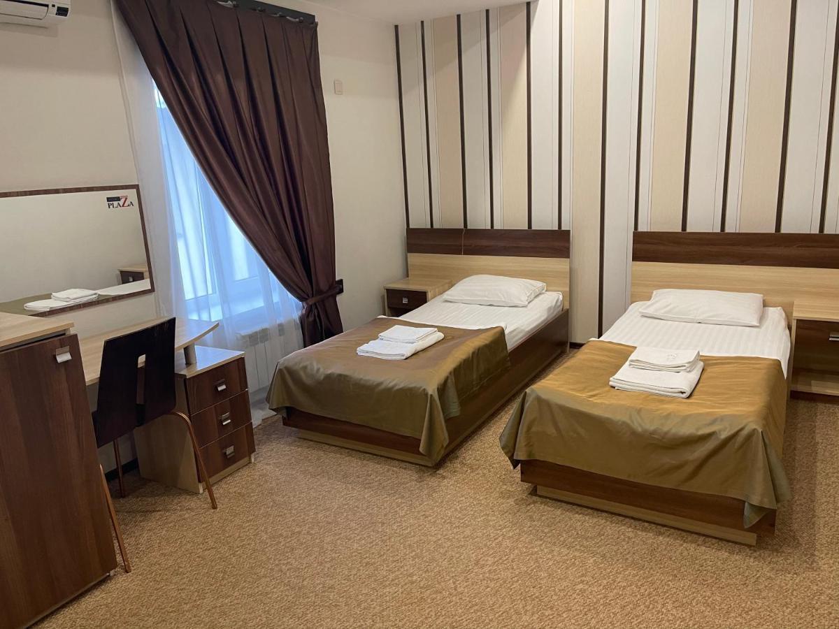 Nyvky Plaza Hotel Kiew Exterior foto